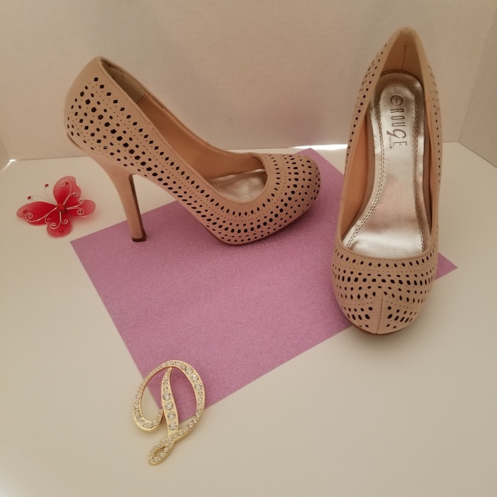 Rouge Helium Mesh Pump Heel 💎 Size 7